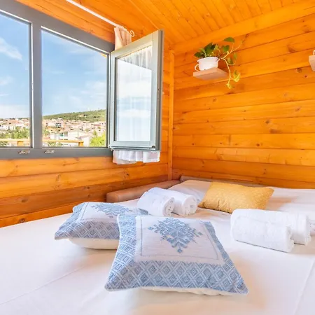 Oaknest Naturelodge - Manzana דירה