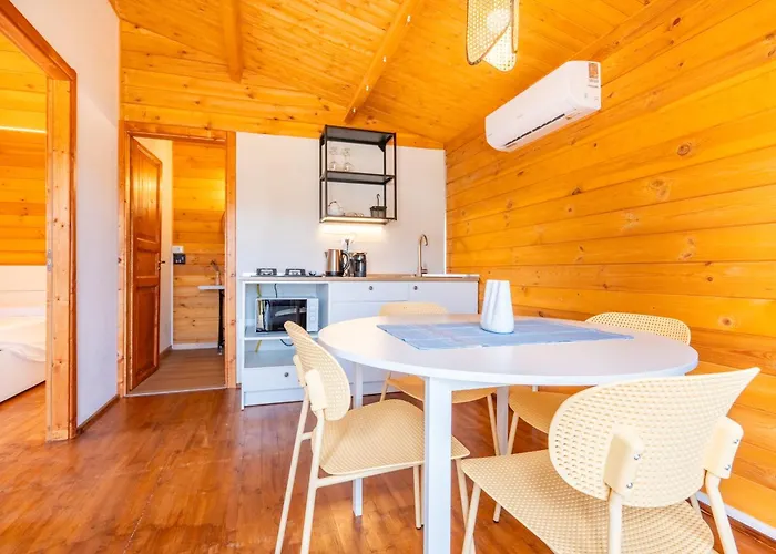 Oaknest Naturelodge - Manzana Apartman