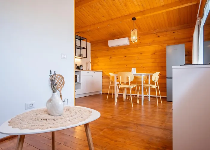 Oaknest Naturelodge - Manzana * Badesi